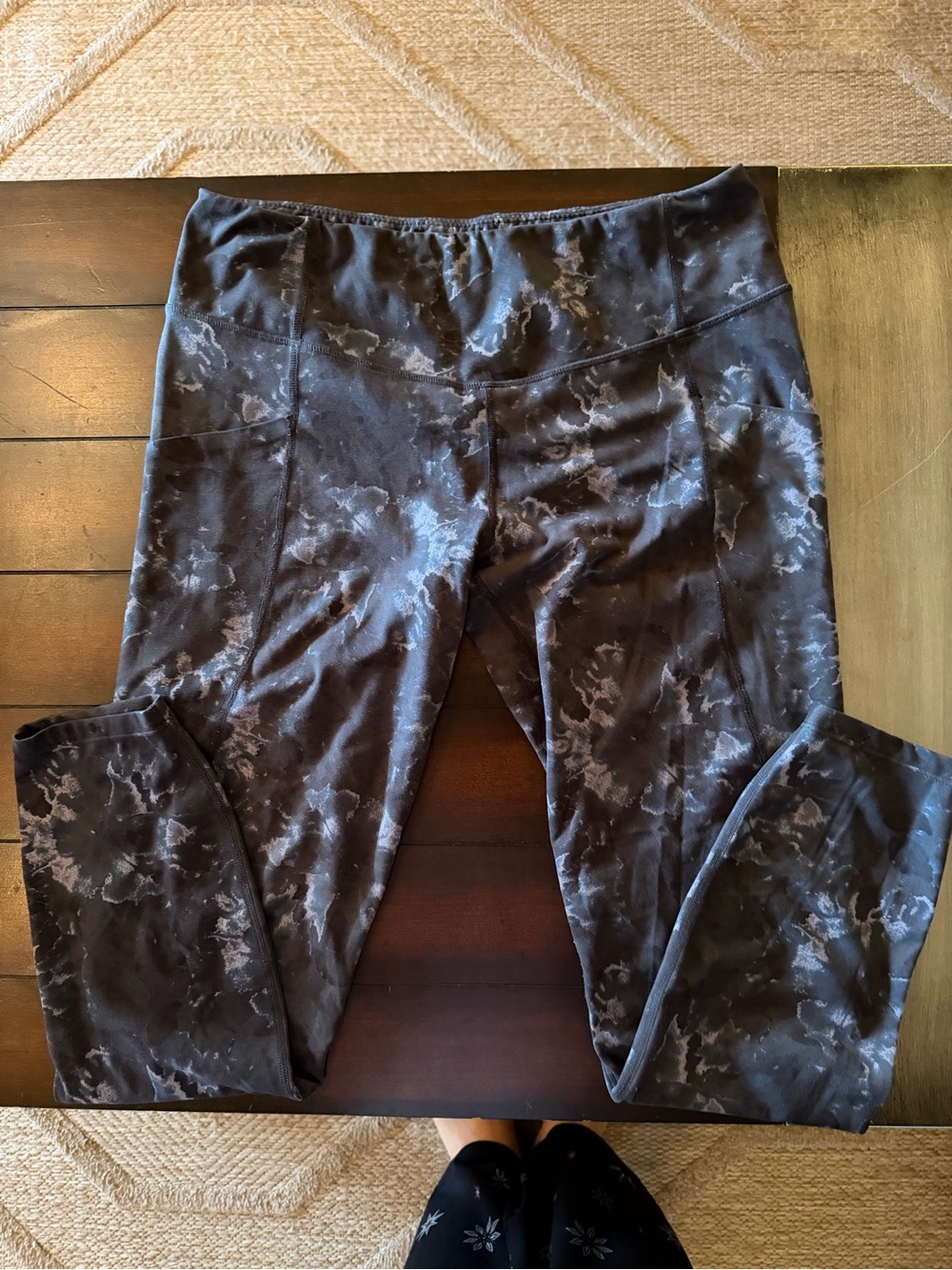 Varley Women’s Black Marble-Print Active Leggings